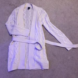 Cream Knit old navy cardigan